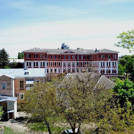 Апартаменты Sunset Kamianets-Podilskyi Exterior foto